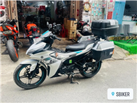 THÙNG HÔNG VUÔNG EX155 MÀU TRẮNG CÓ XI NHAN